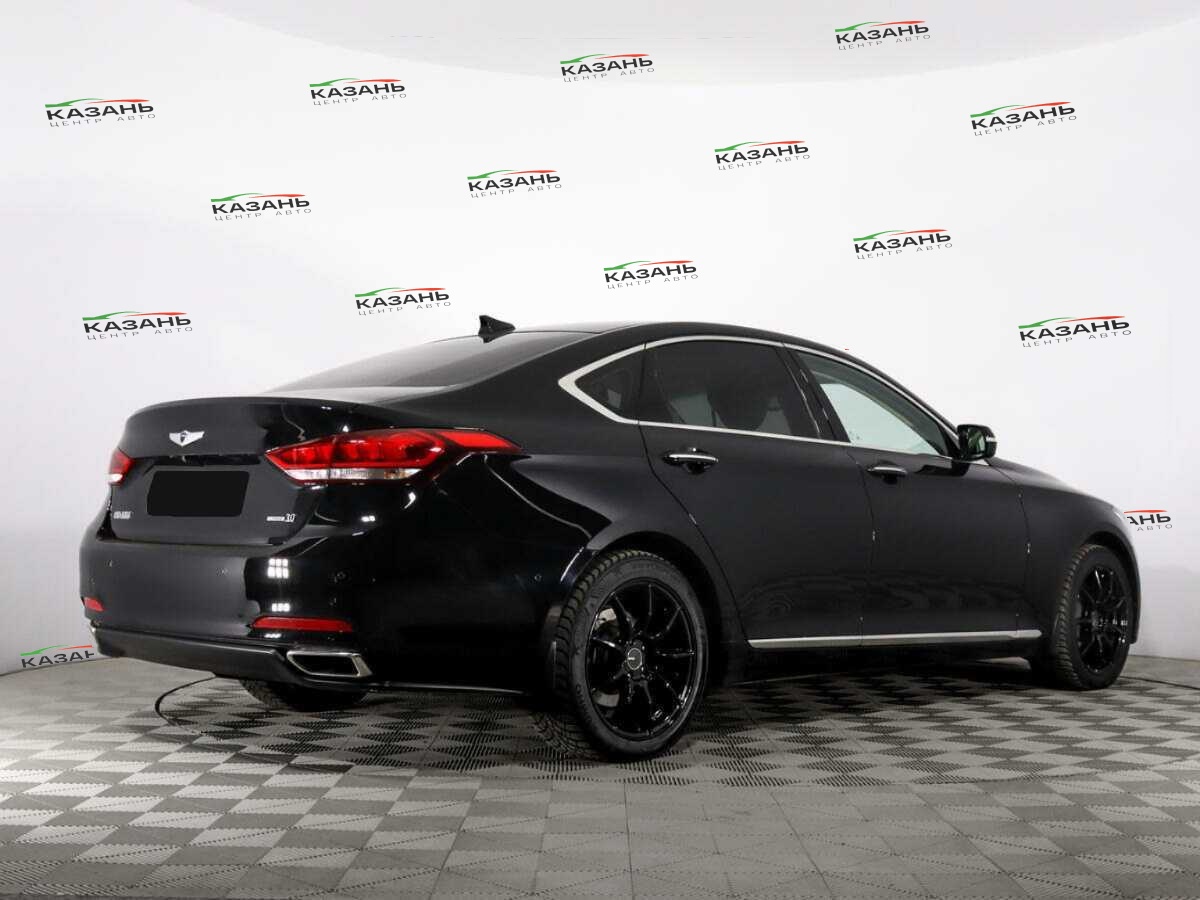 Купить Hyundai Genesis с пробегом. Фото: #3