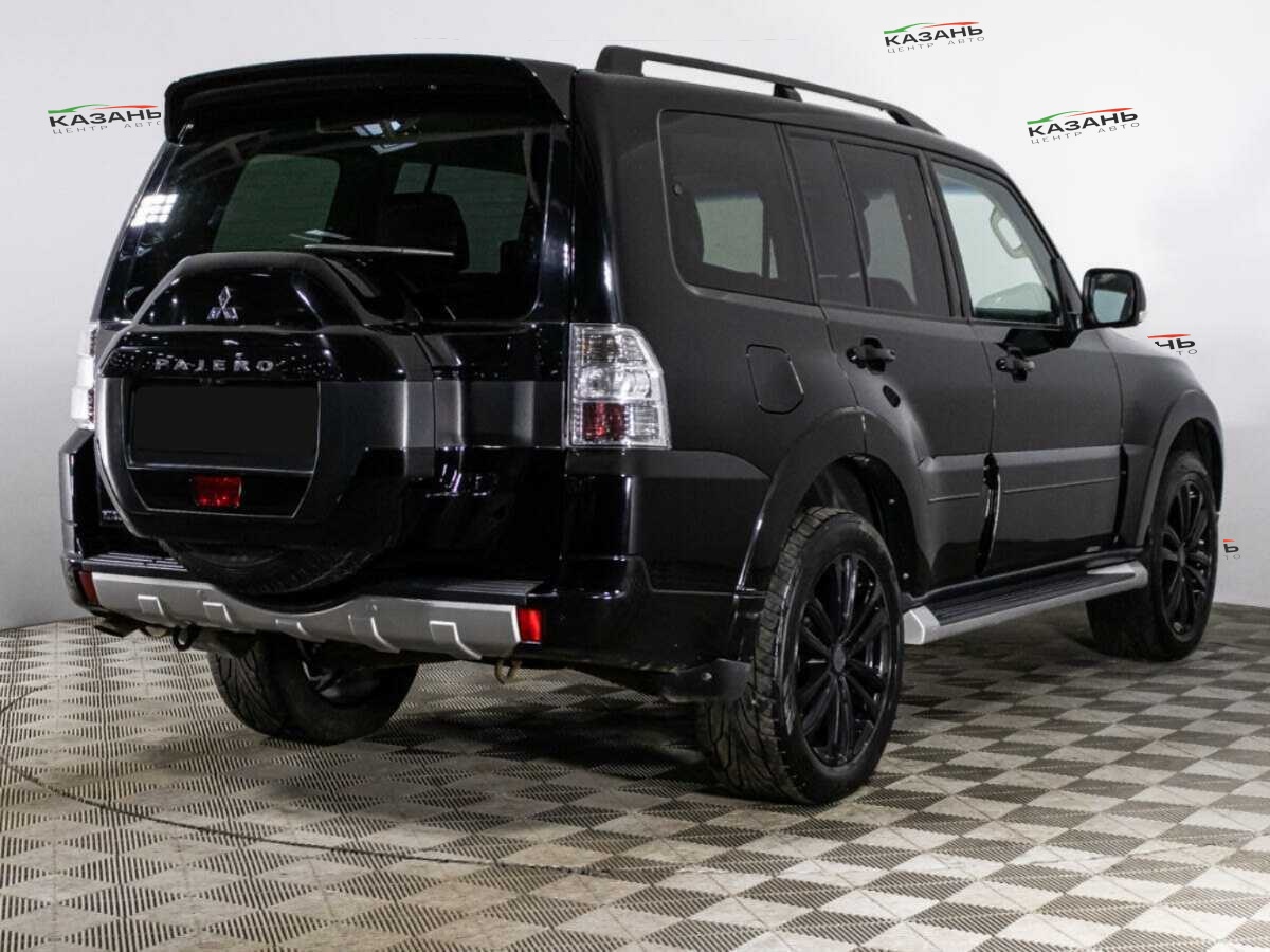 Купить Mitsubishi Pajero с пробегом. Фото: #4