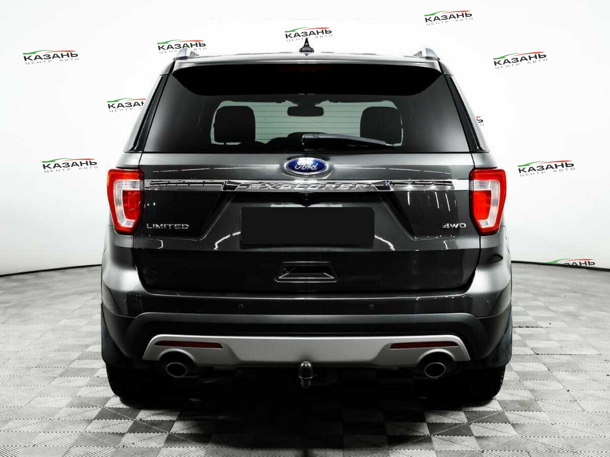 Купить Ford Explorer с пробегом. Фото: #4
