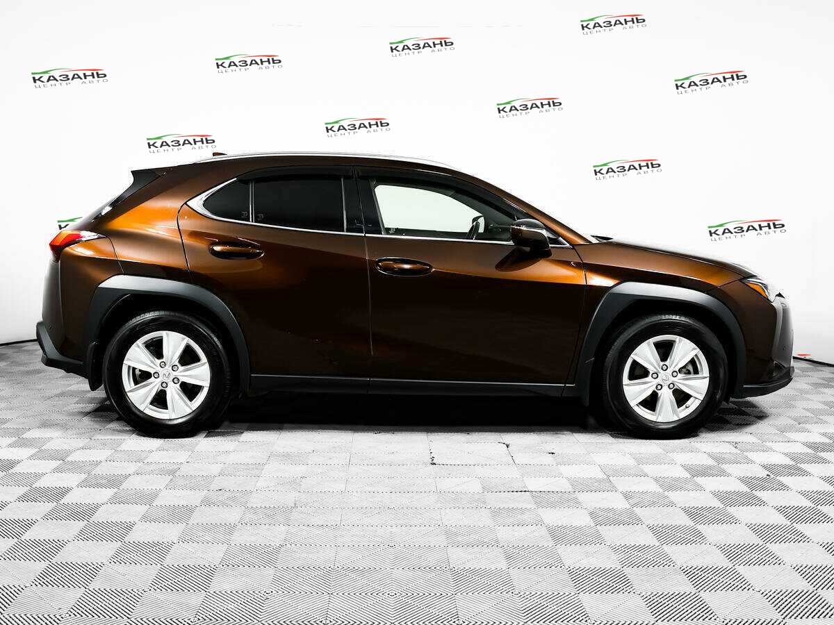 Купить Lexus UX с пробегом. Фото: #3