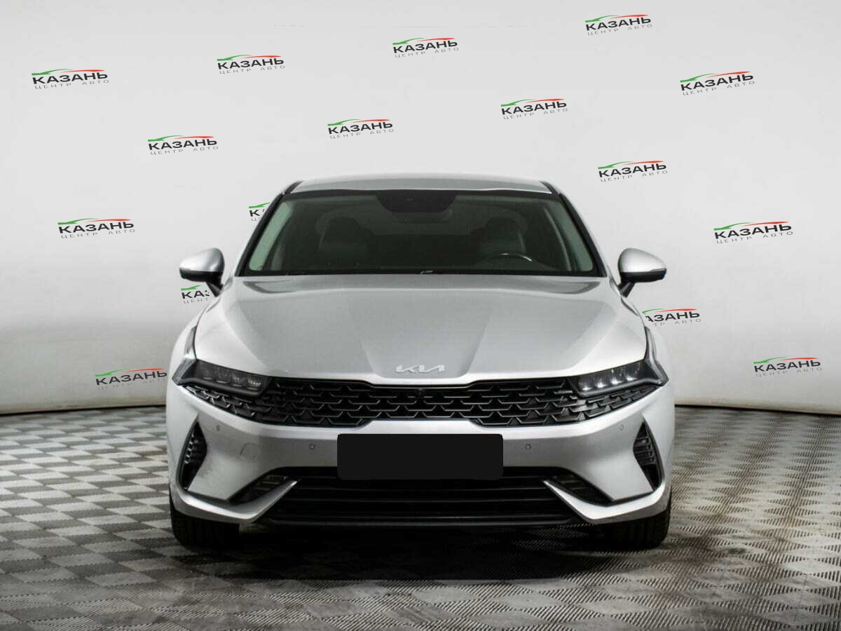 Купить Kia K5 с пробегом. Фото: #1