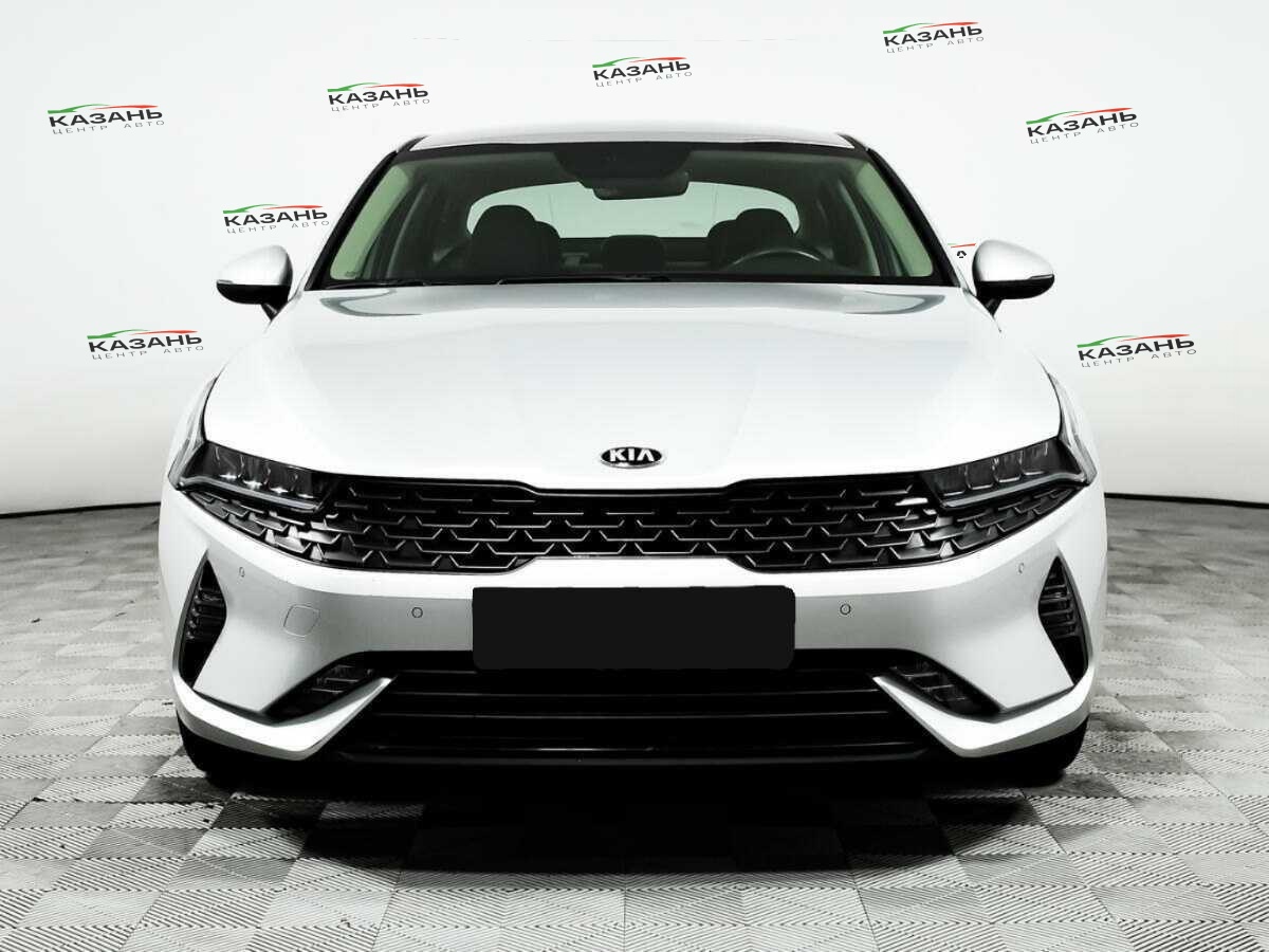 Купить Kia K5 с пробегом. Фото: #1