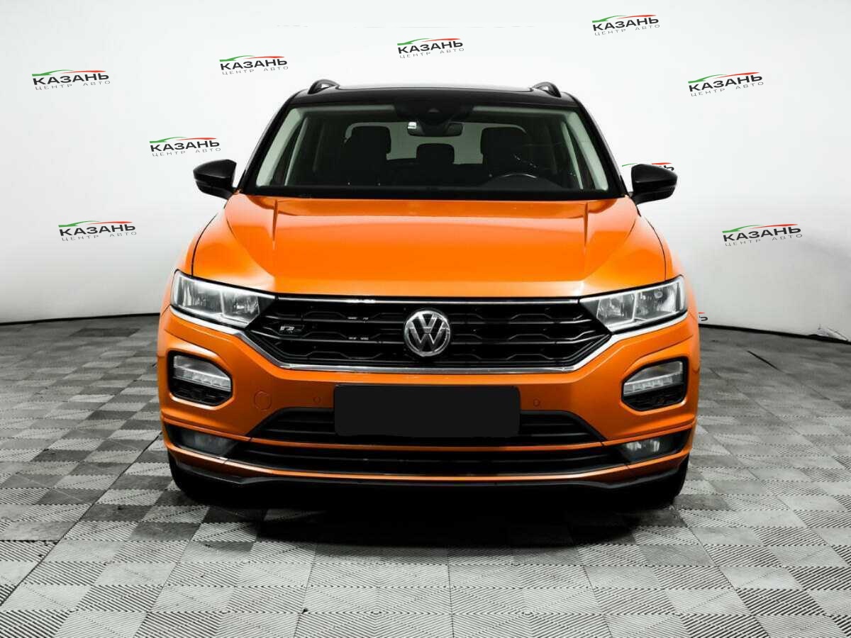 Купить Volkswagen T-Roc с пробегом. Фото: #1