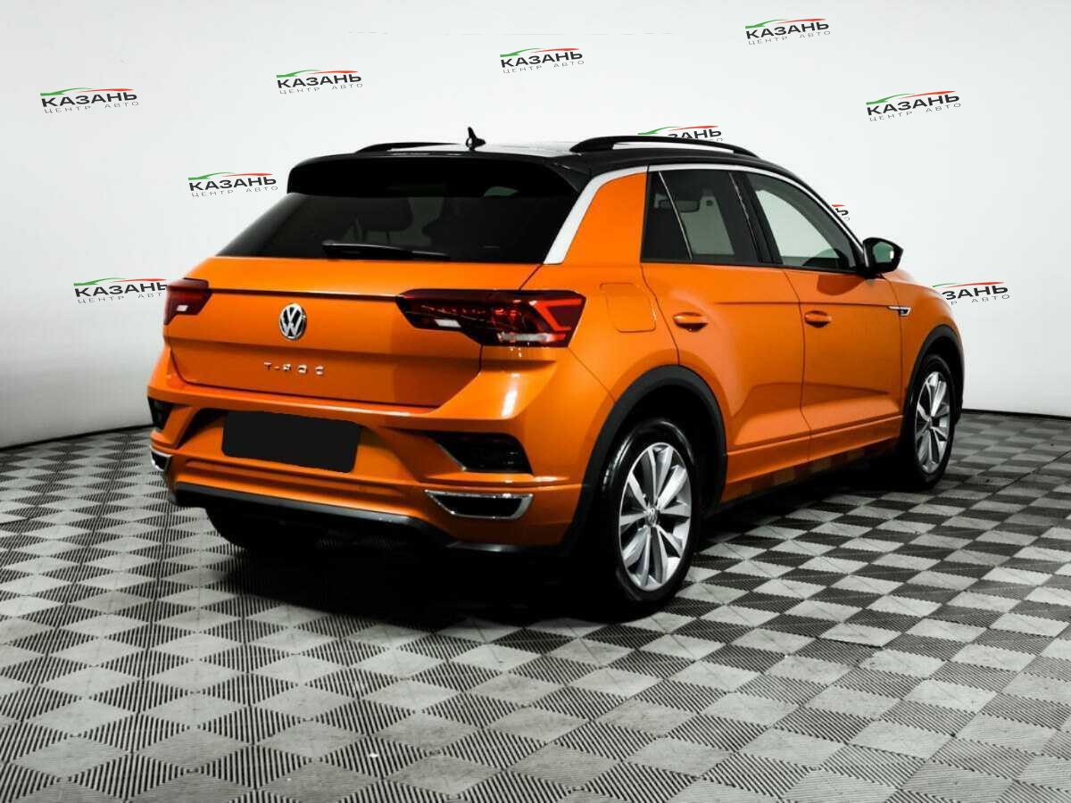 Купить Volkswagen T-Roc с пробегом. Фото: #4