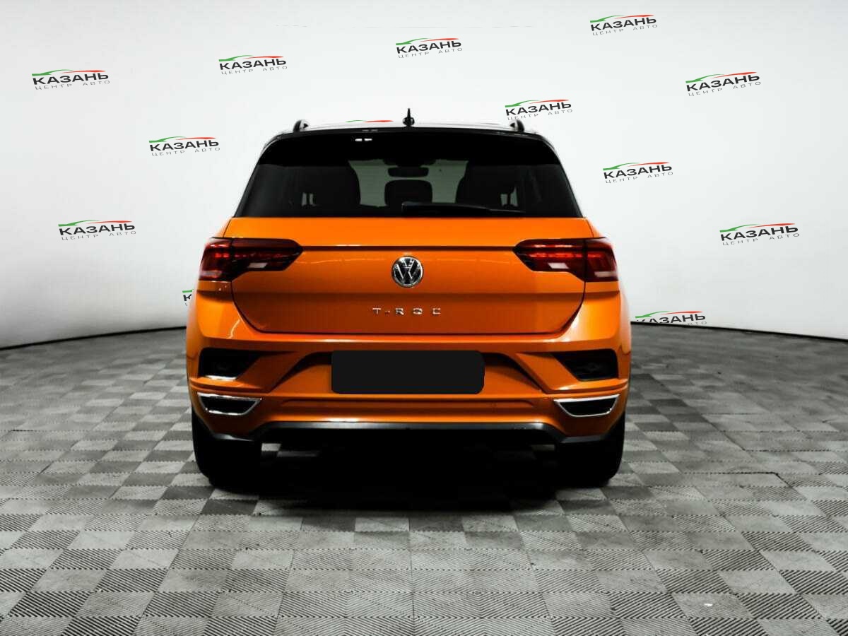 Купить Volkswagen T-Roc с пробегом. Фото: #5