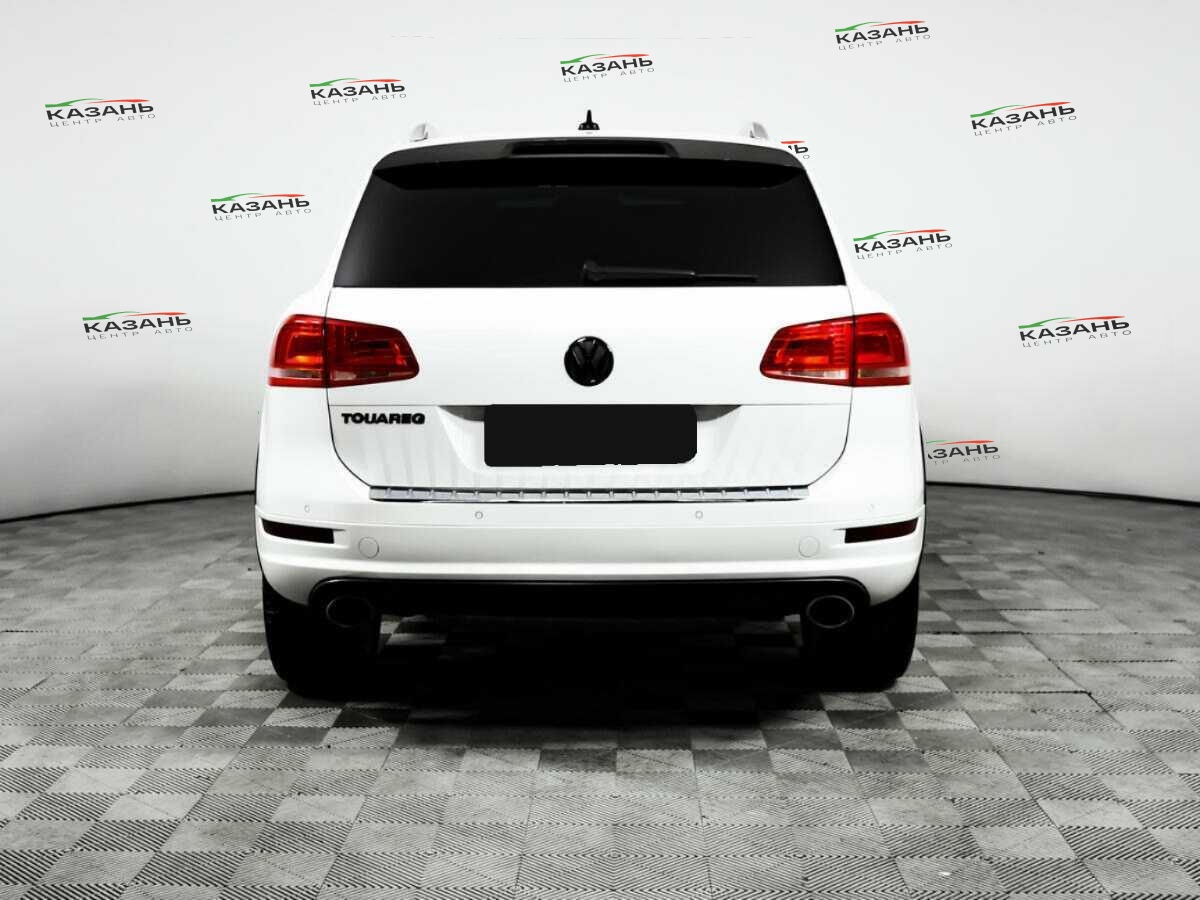 Купить Volkswagen Touareg с пробегом. Фото: #5