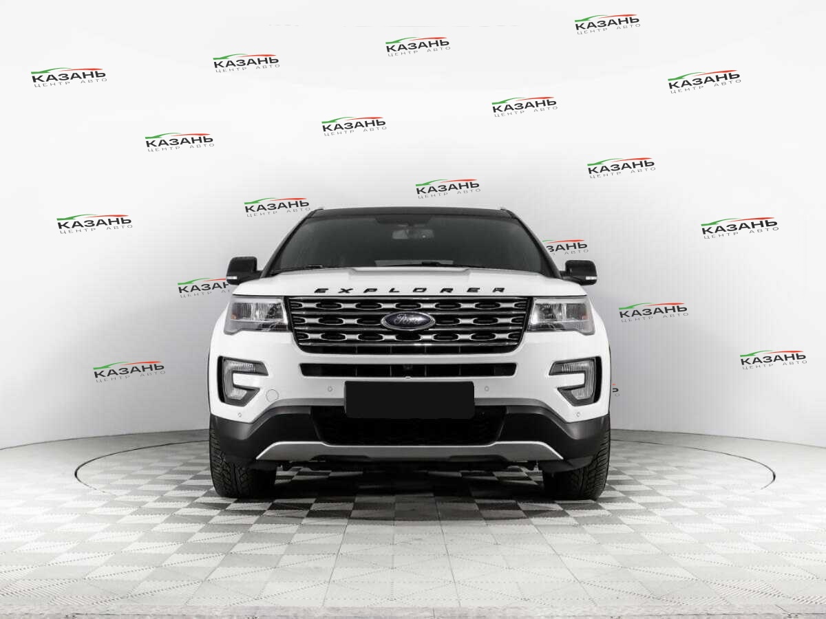 Купить Ford Explorer с пробегом. Фото: #1