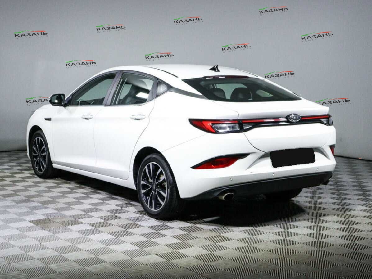 Купить JAC J7 с пробегом. Фото: #5