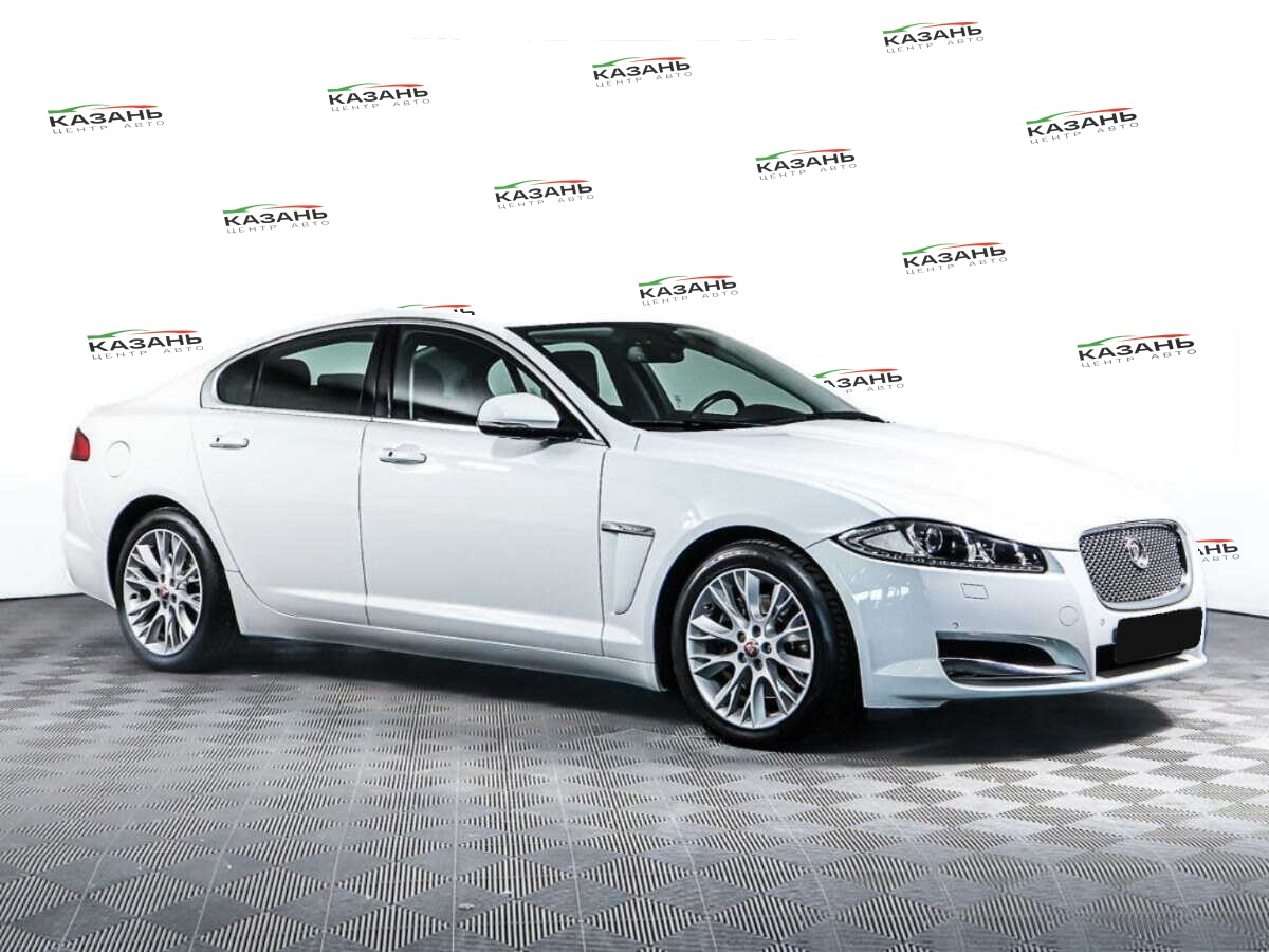 Купить Jaguar XF с пробегом. Фото: #2