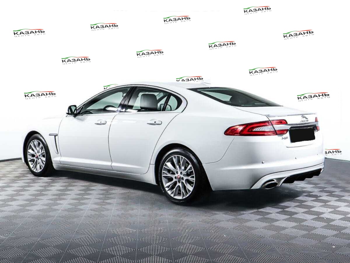 Купить Jaguar XF с пробегом. Фото: #6