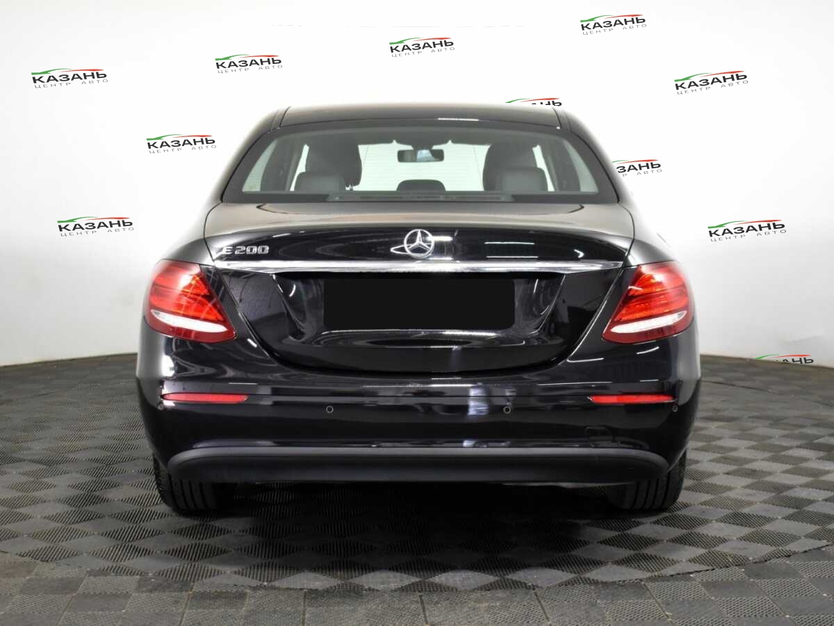 Купить Mercedes-Benz E-Класс с пробегом. Фото: #4
