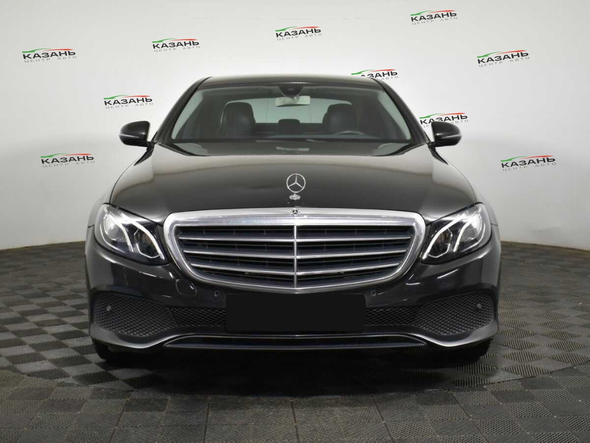 Купить Mercedes-Benz E-Класс с пробегом. Фото: #1
