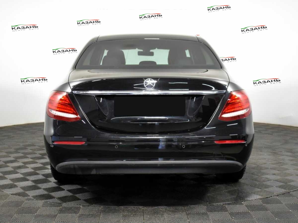 Купить Mercedes-Benz E-Класс с пробегом. Фото: #3