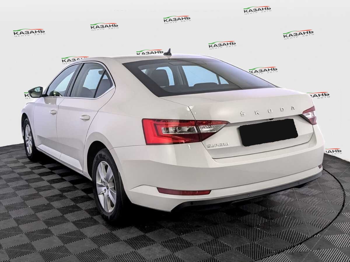 Купить Skoda Superb с пробегом. Фото: #6
