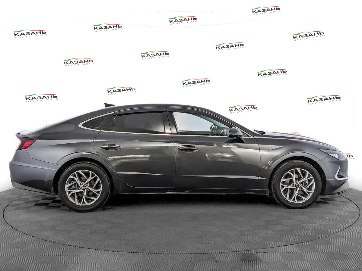 Купить Hyundai Sonata с пробегом. Фото: #3