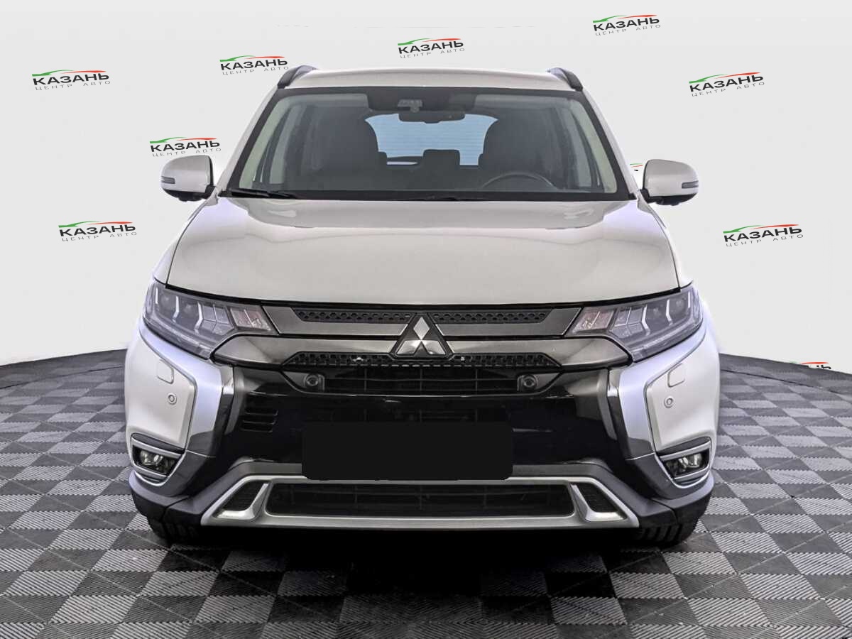 Купить Mitsubishi Outlander с пробегом. Фото: #1