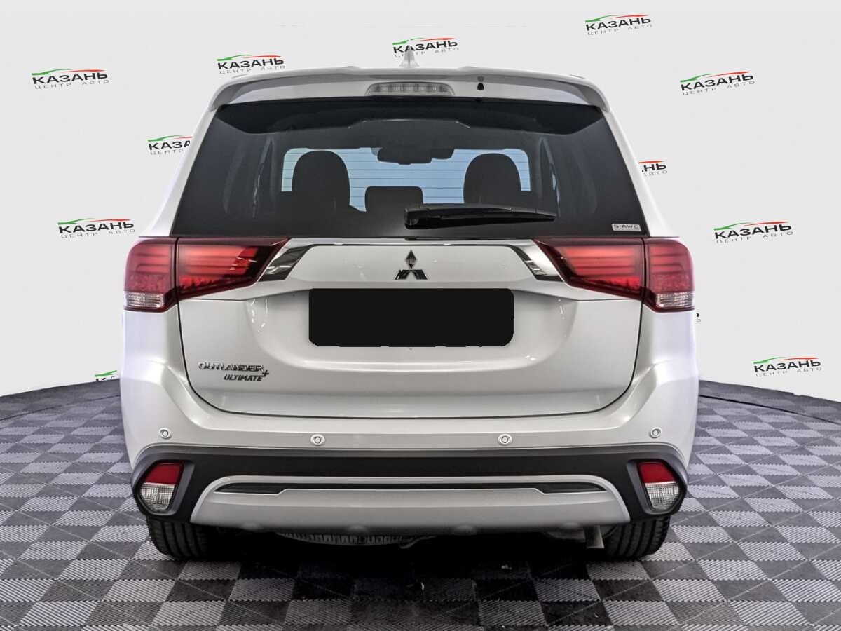 Купить Mitsubishi Outlander с пробегом. Фото: #5