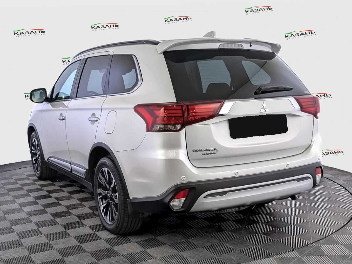 Купить Mitsubishi Outlander с пробегом. Фото: #6