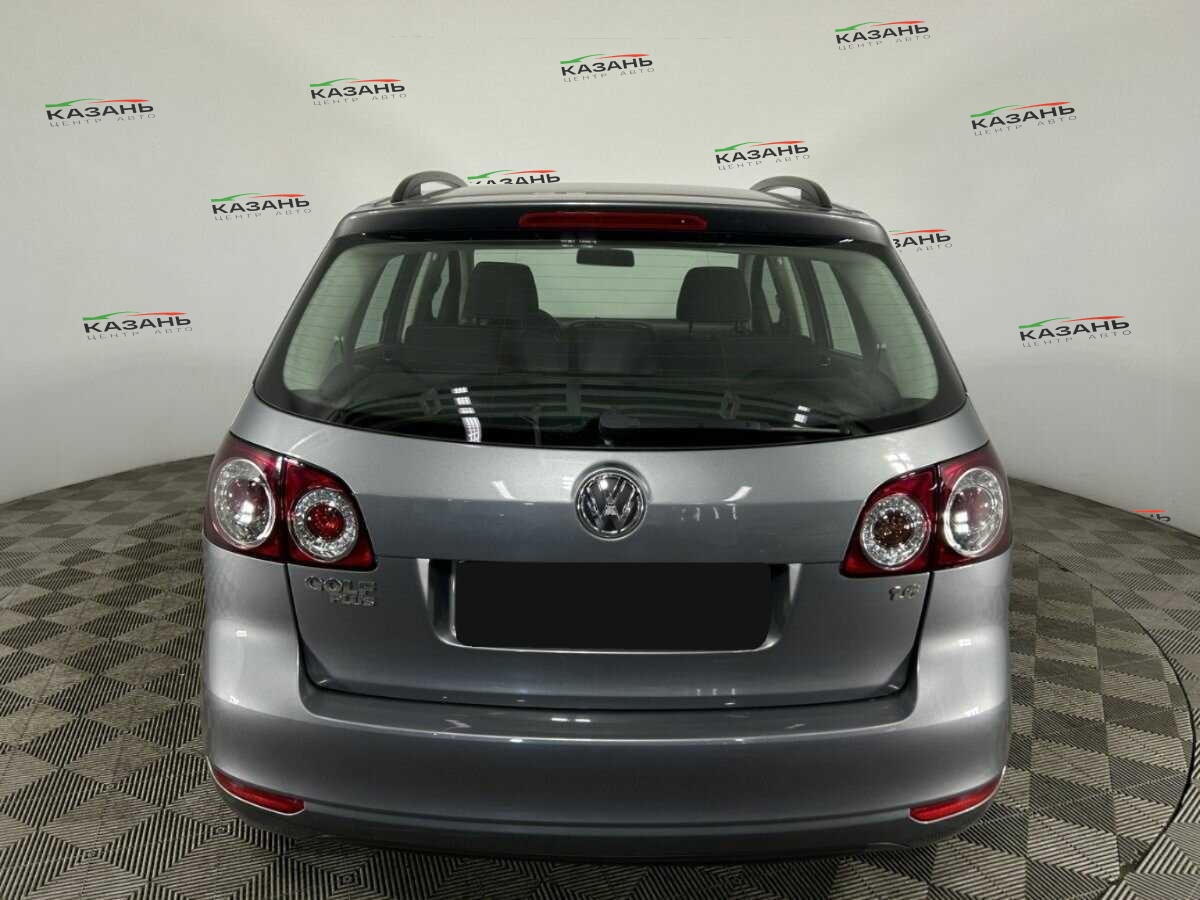 Купить Volkswagen Golf Plus с пробегом. Фото: #2