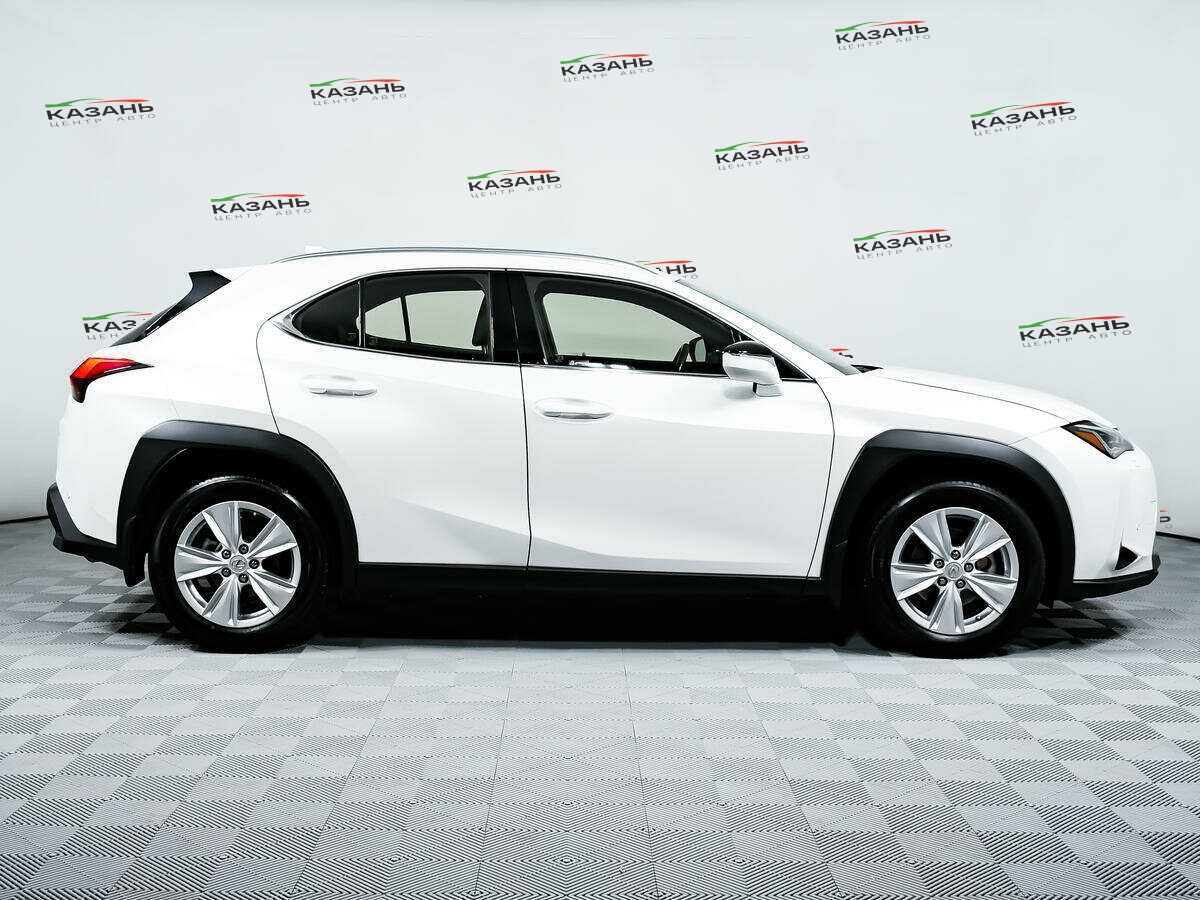 Купить Lexus UX с пробегом. Фото: #3
