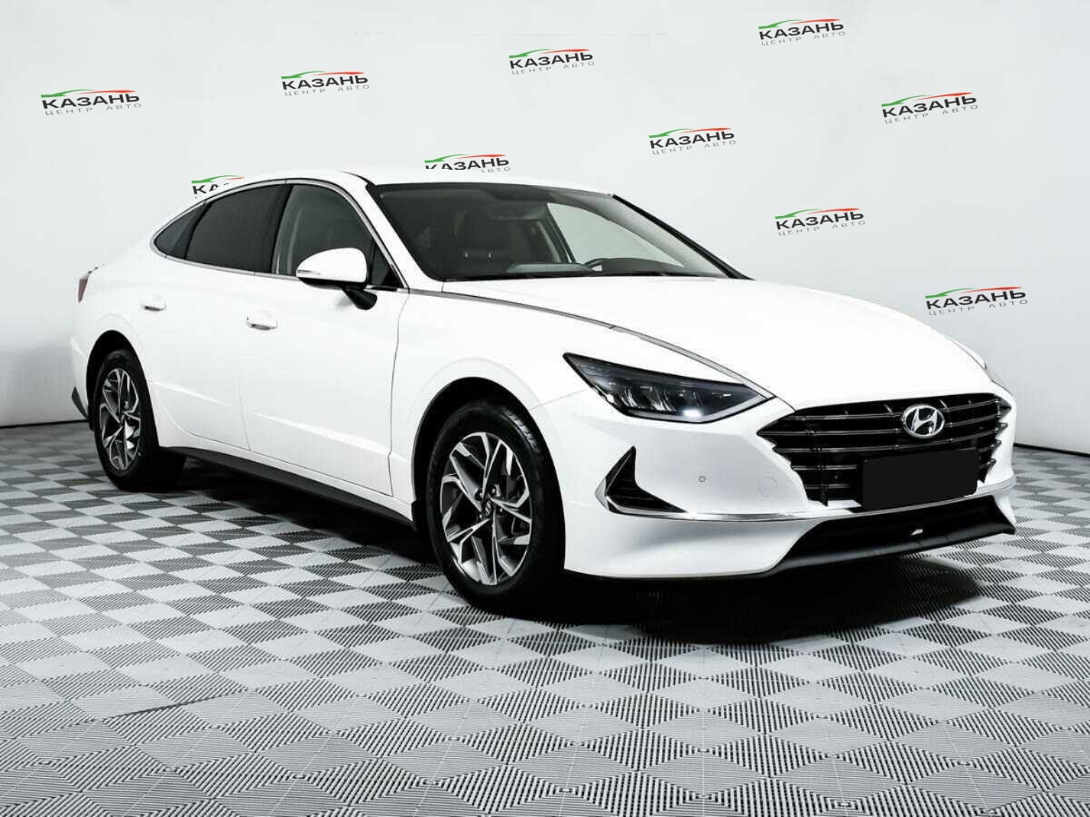 Купить Hyundai Sonata с пробегом. Фото: #2