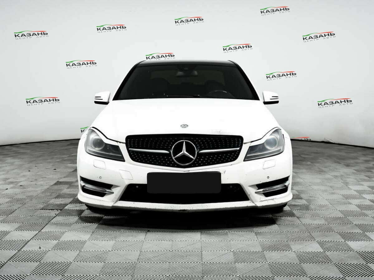 Купить Mercedes-Benz C-Класс с пробегом. Фото: #1