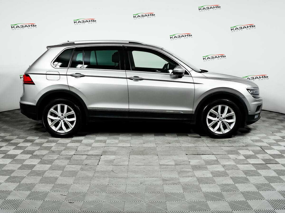 Купить Volkswagen Tiguan с пробегом. Фото: #3