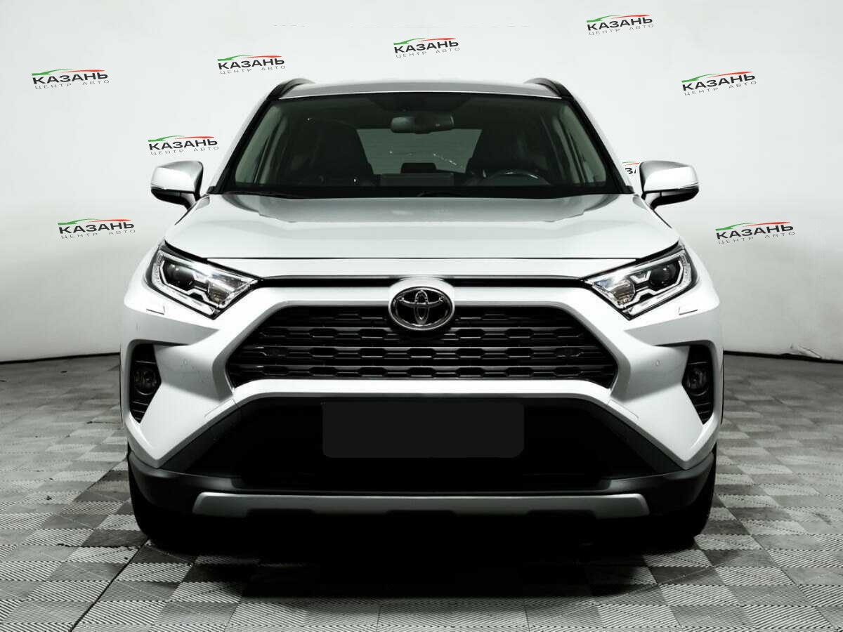 Купить Toyota RAV4 с пробегом. Фото: #1