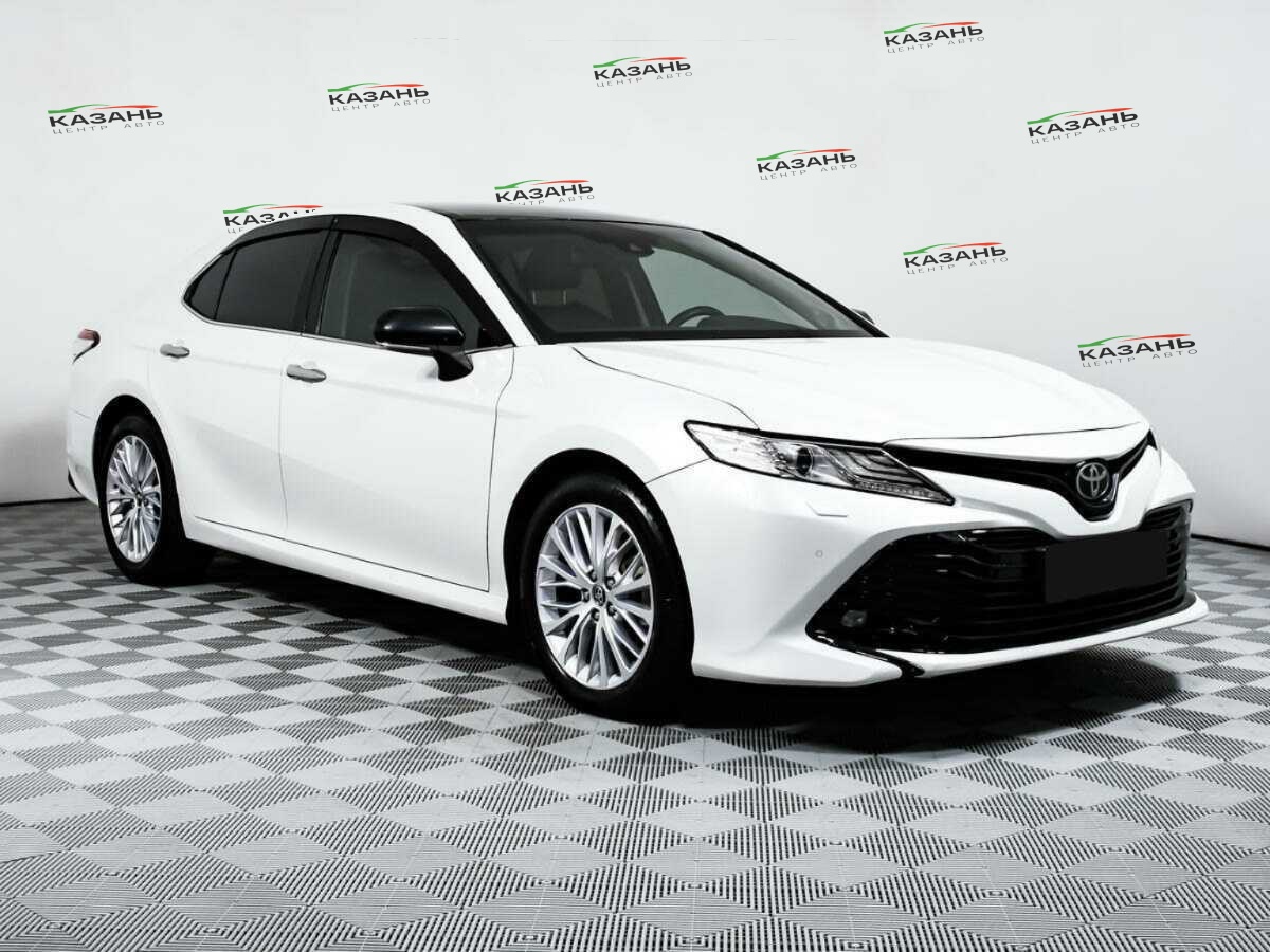 Купить Toyota Camry с пробегом. Фото: #2
