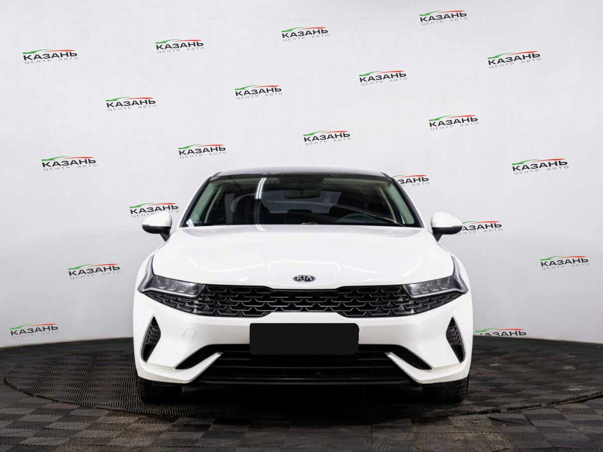 Купить Kia K5 с пробегом. Фото: #1