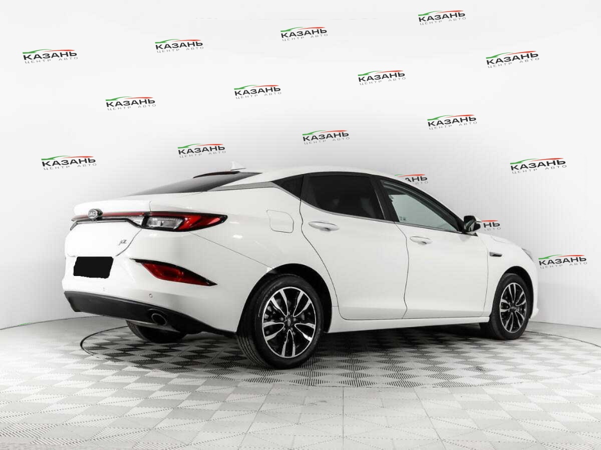 Купить JAC J7 с пробегом. Фото: #4