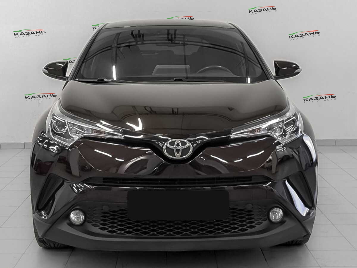 Купить Toyota C-HR с пробегом. Фото: #1