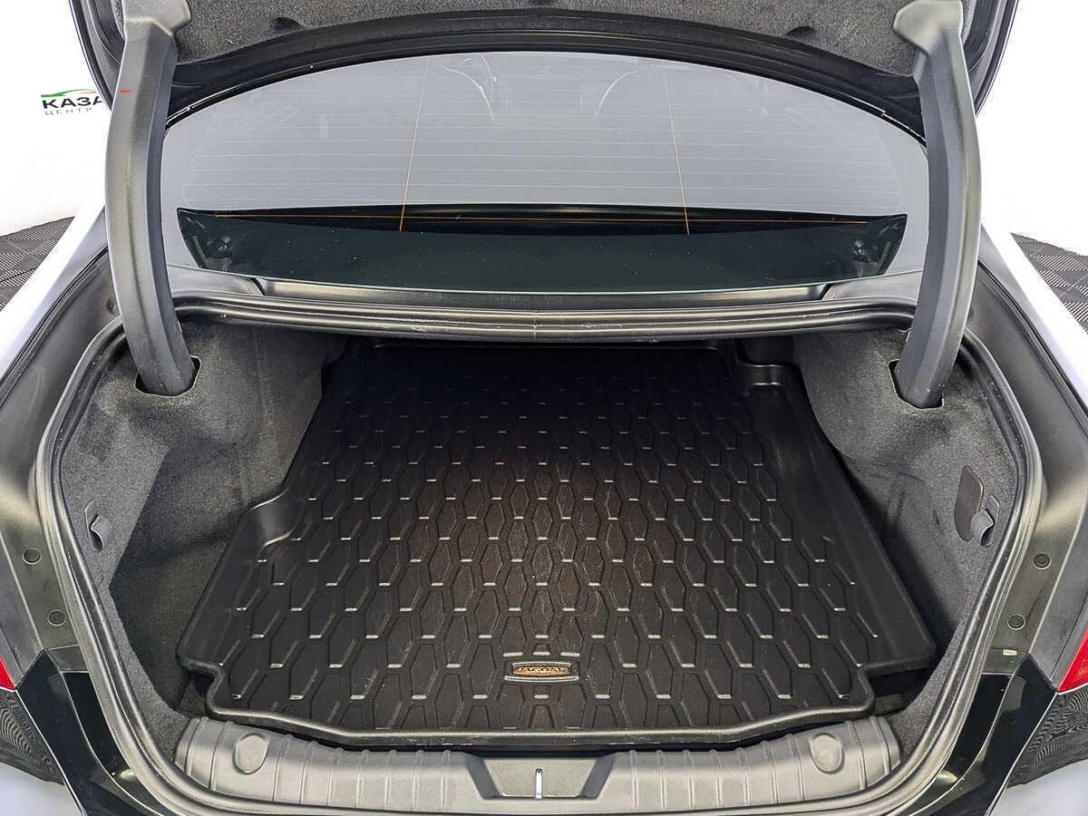 Купить Jaguar XF с пробегом. Фото: #9