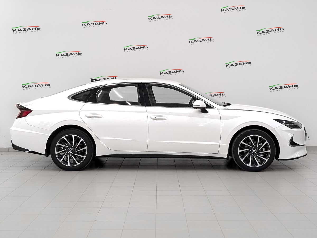 Купить Hyundai Sonata с пробегом. Фото: #3