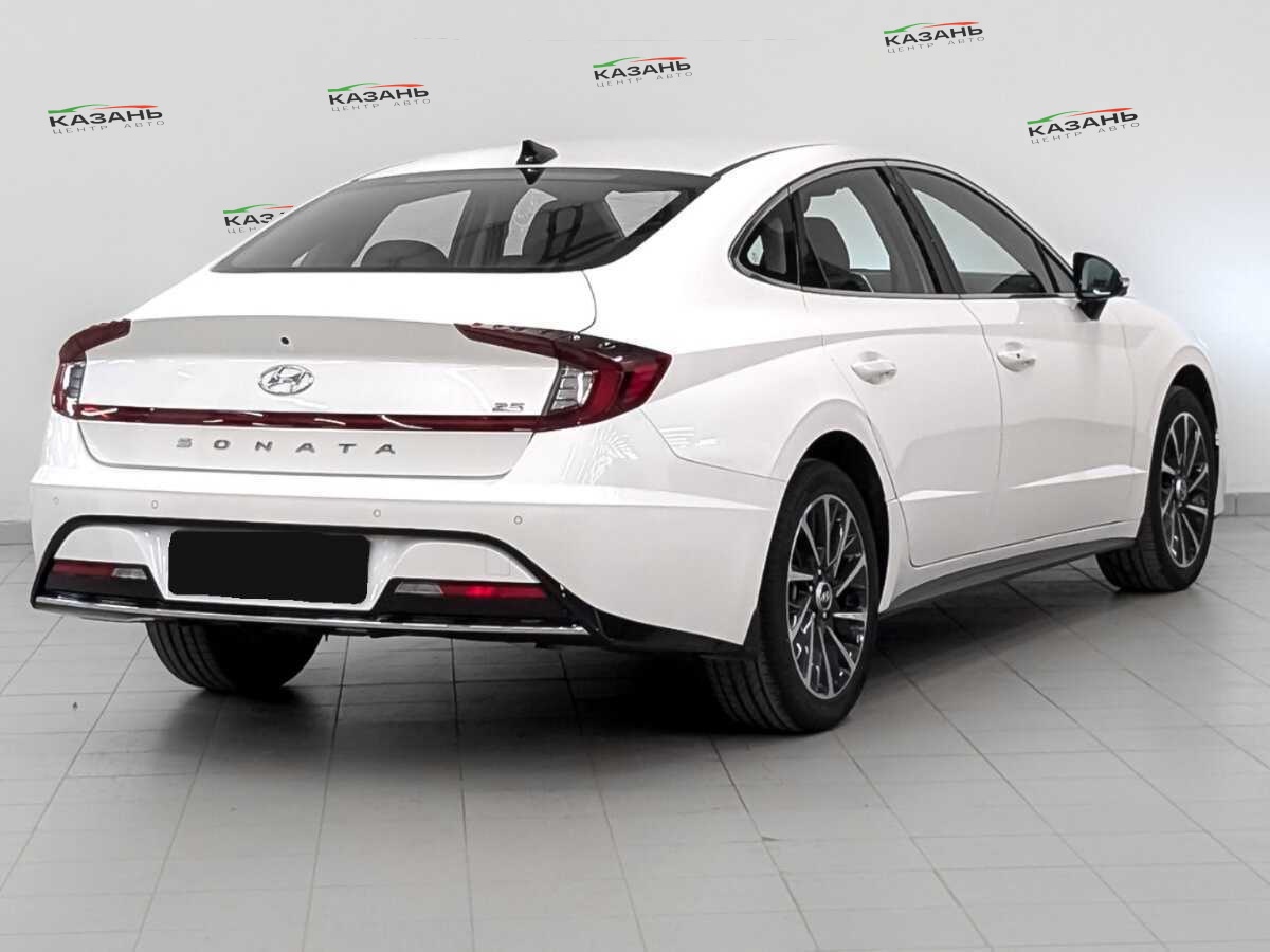 Купить Hyundai Sonata с пробегом. Фото: #4