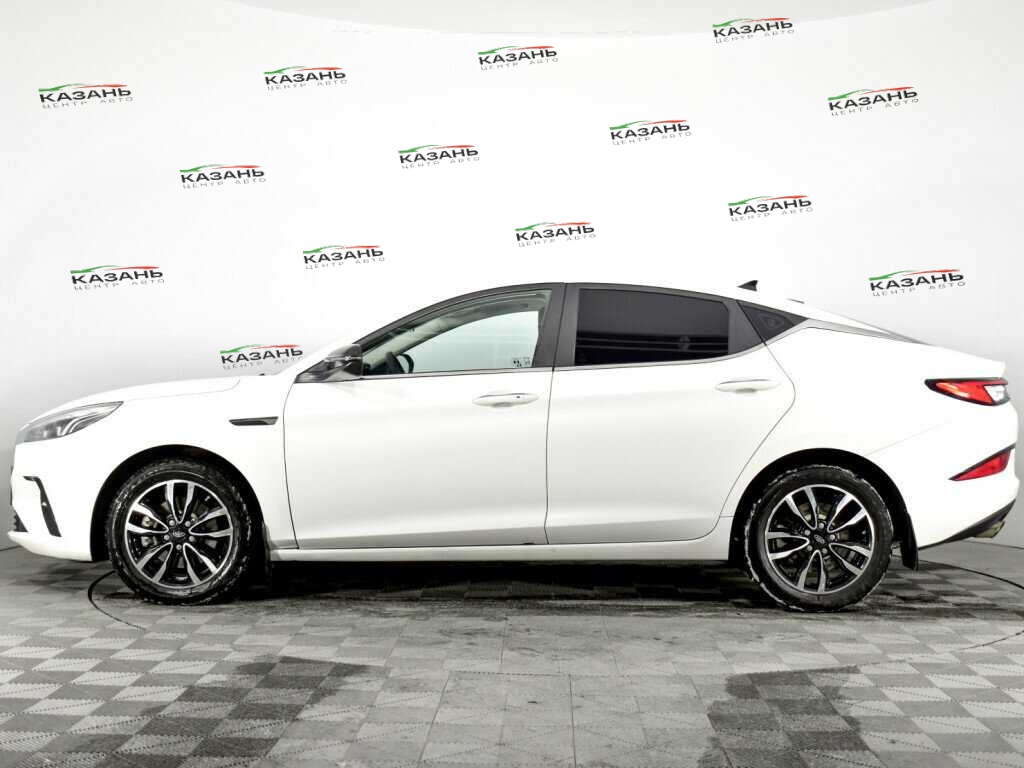 Купить JAC J7 с пробегом. Фото: #7