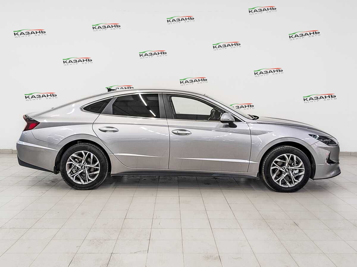 Купить Hyundai Sonata с пробегом. Фото: #3