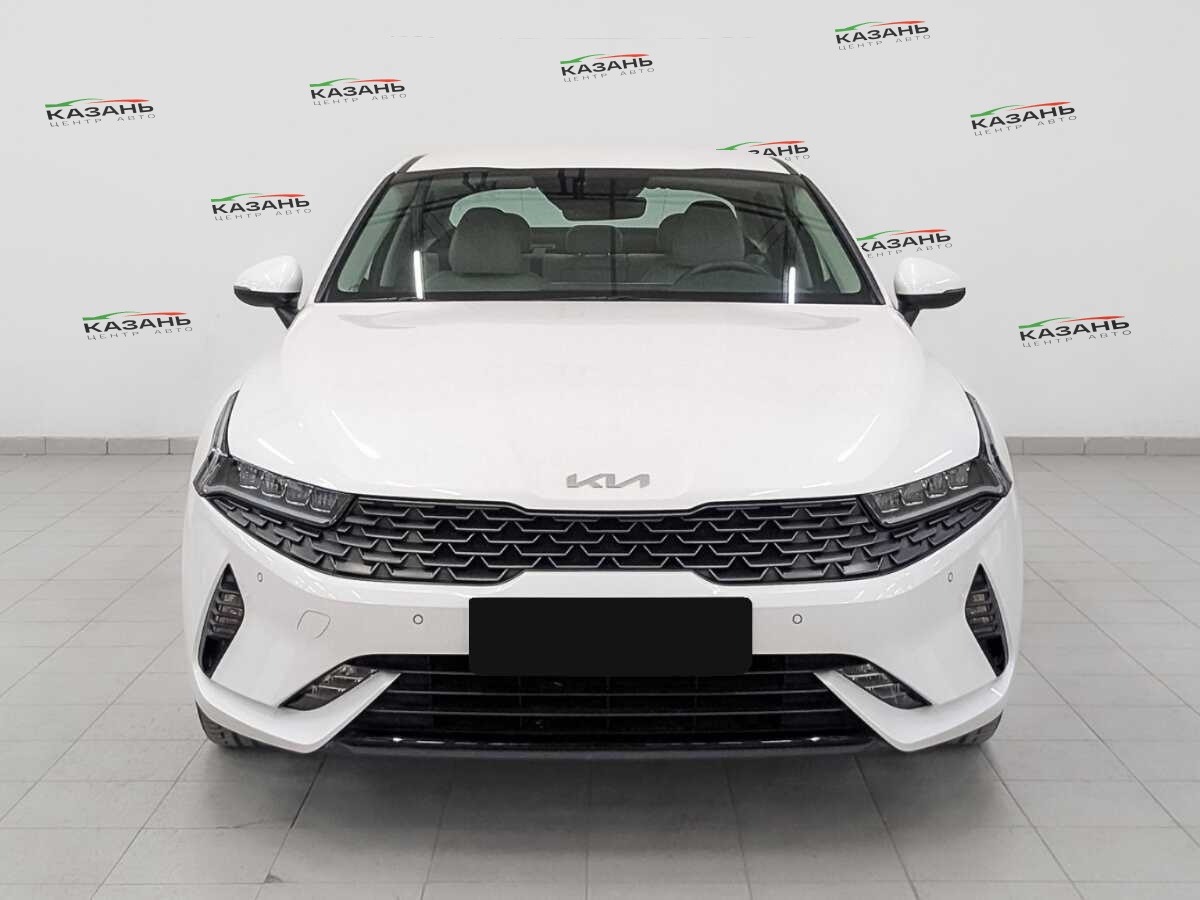 Купить Kia K5 с пробегом. Фото: #1