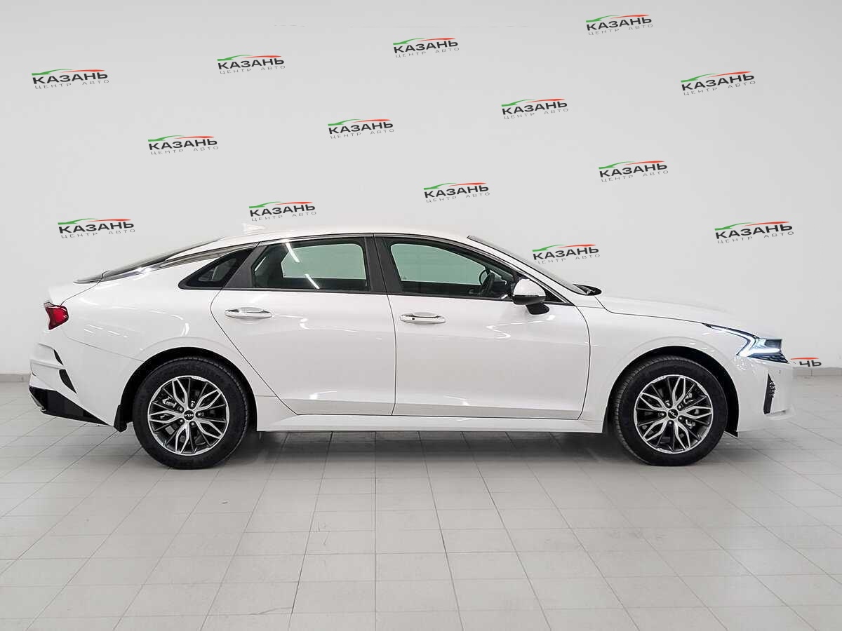 Купить Kia K5 с пробегом. Фото: #3