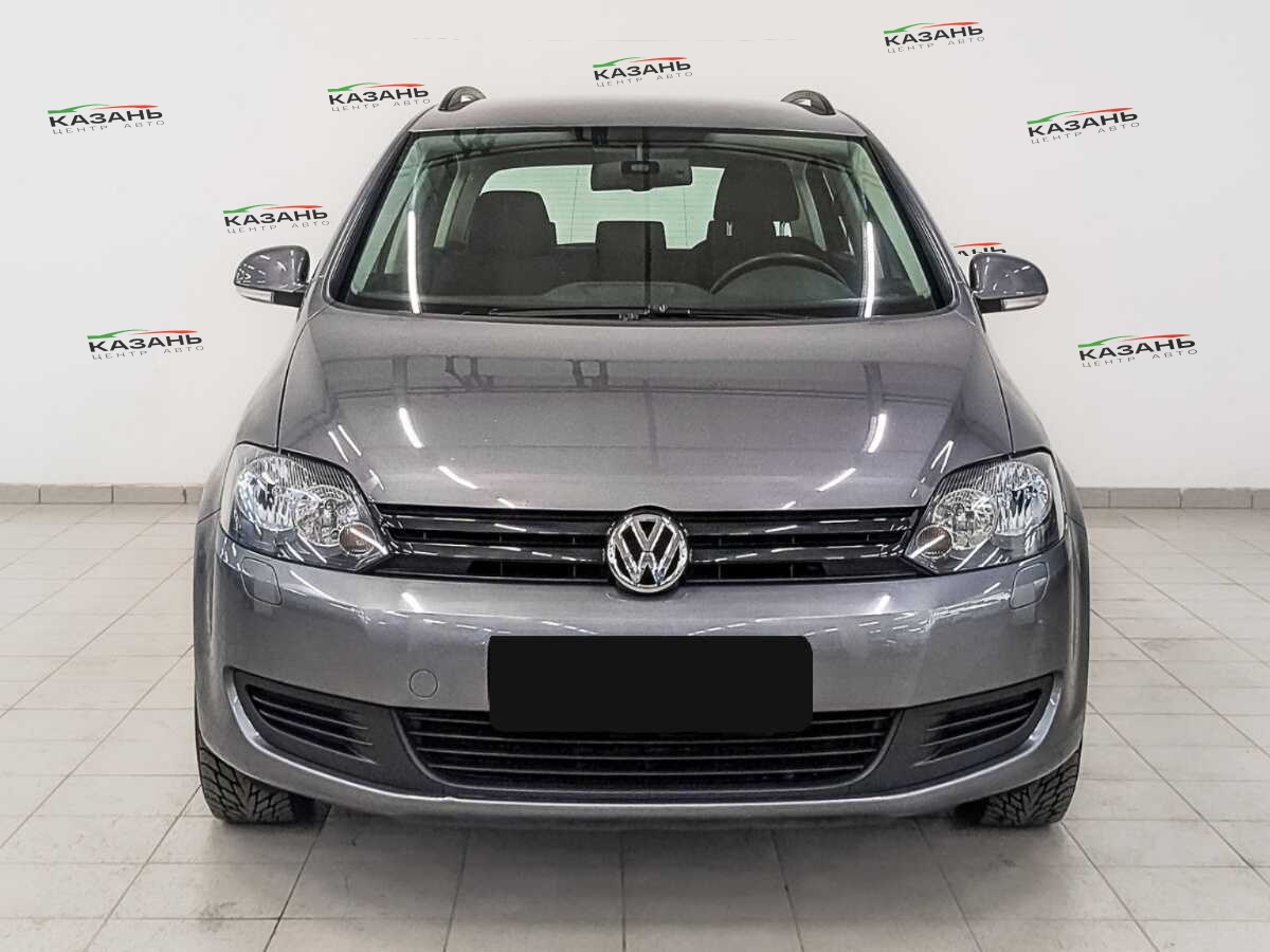Купить Volkswagen Golf Plus с пробегом. Фото: #1