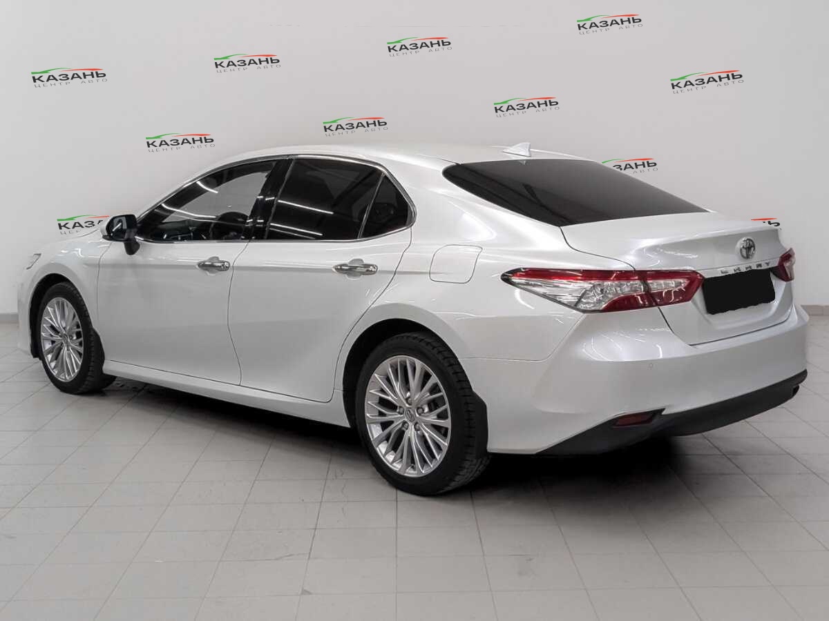 Купить Toyota Camry с пробегом. Фото: #6