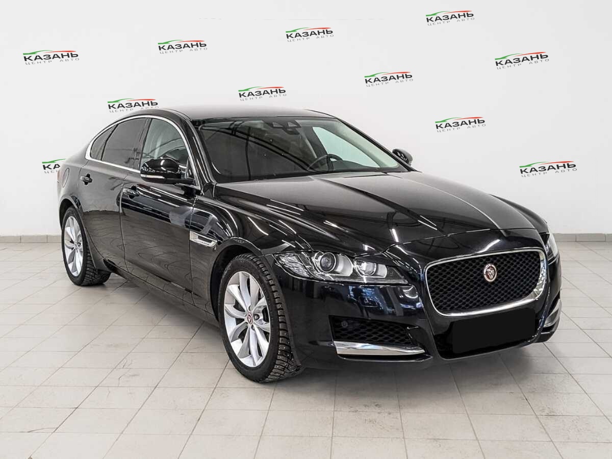 Купить Jaguar XF с пробегом. Фото: #2