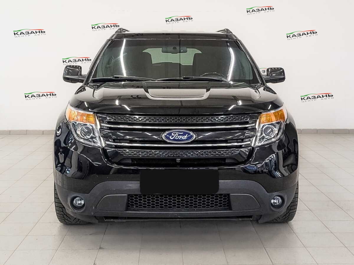 Купить Ford Explorer с пробегом. Фото: #1