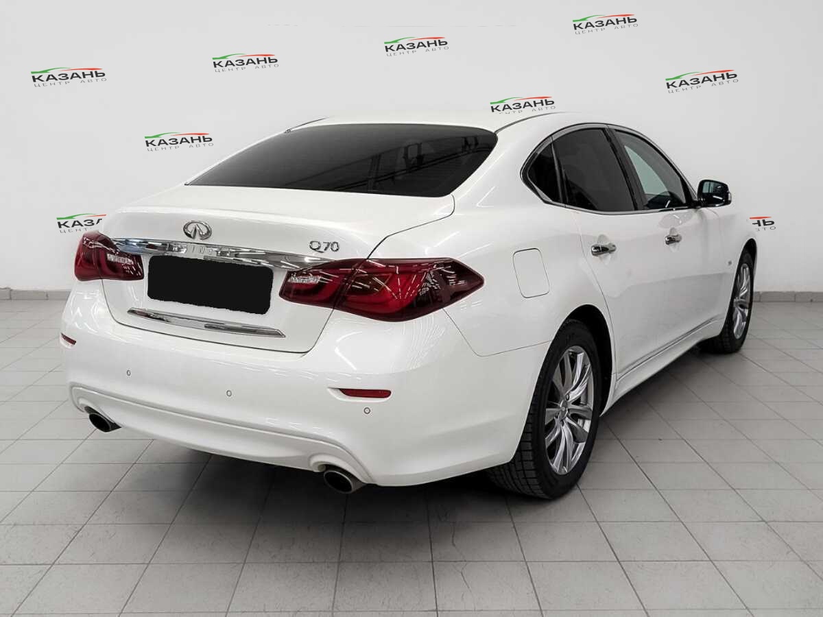 Купить Infiniti Q70 с пробегом. Фото: #4
