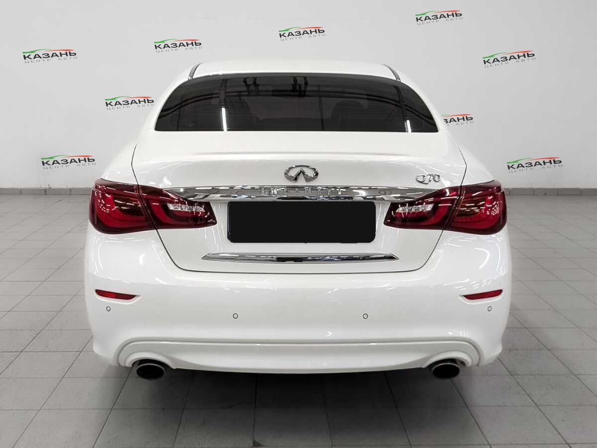 Купить Infiniti Q70 с пробегом. Фото: #5