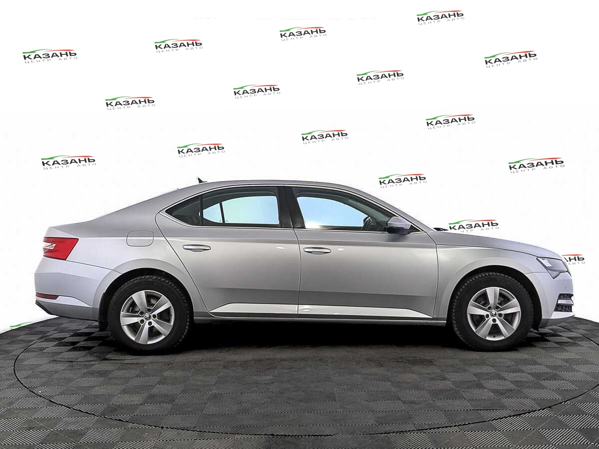 Купить Skoda Superb с пробегом. Фото: #3