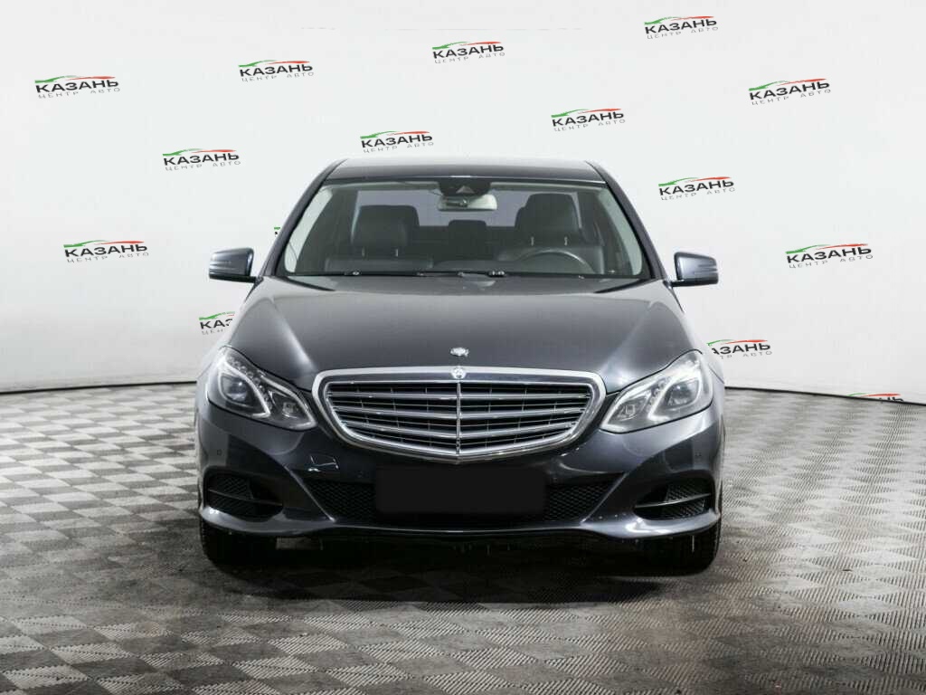 Купить Mercedes-Benz E-Класс с пробегом. Фото: #1