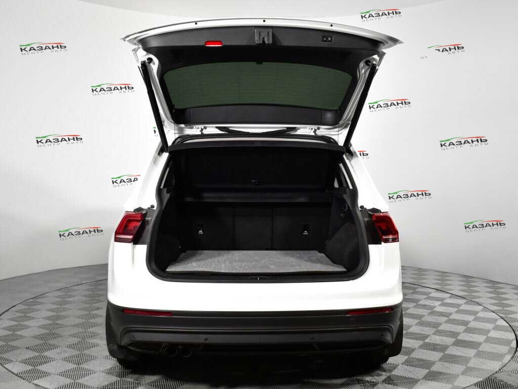 Купить Volkswagen Tiguan с пробегом. Фото: #15