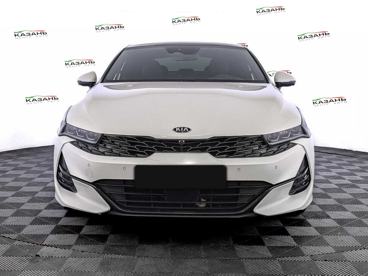 Купить Kia K5 с пробегом. Фото: #1