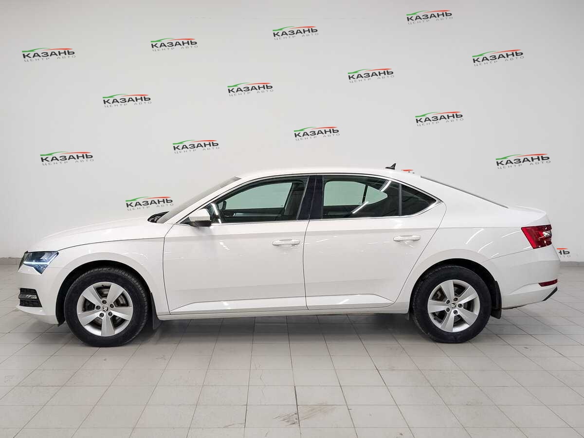 Купить Skoda Superb с пробегом. Фото: #8